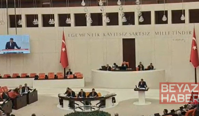 TBMM’de ‘mutlak butlan’ tartışması! Sıralara vurarak protesto ettiler