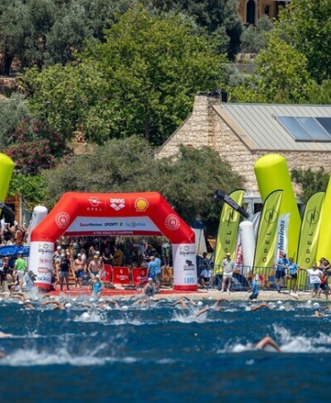 26. Uluslararası Arena AquaChallenge Yüzme Şampiyonası, Antalya'da yapıldı