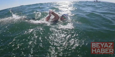 İtalya'da 28 kilometrelik parkuru 9 saatte yüzen Eda'nın yeni hedefi 36 kilometre