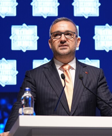 TCMB Başkanı Fatih Karahan: Kredi büyümesindeki dalgalanmaları yönetmek için büyüme sınırlarını kullanıyoruz