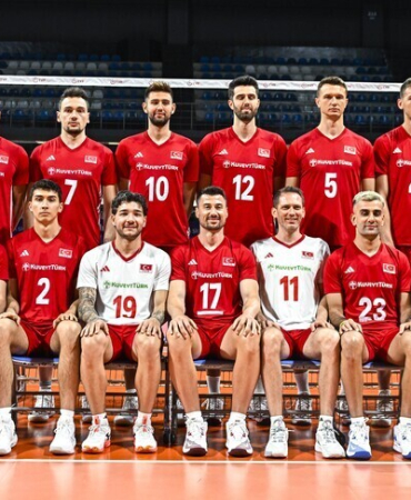 A Milli Erkek Voleybol Takımı, dünya sıralamasında ilk 10'da yer aldı