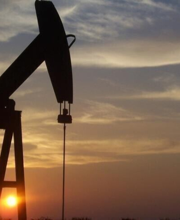 Petrol fiyatları varil başına 72,69 dolarla savaş öncesi seviyesine geriledi