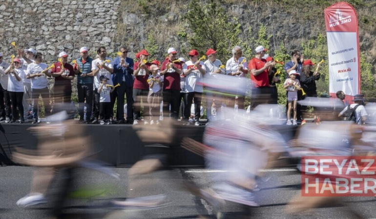 Ulaştırma ve Altyapı Bakanı Uraloğlu "One Run" yol koşusuna katıldı