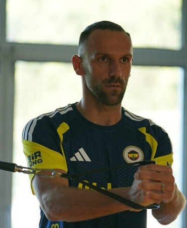 Fenerbahçe'nin yeni transferi Vedat Muric, bireysel çalışmalara başladı