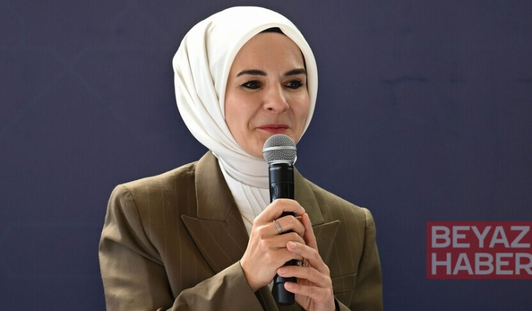Bakan Göktaş: Her daim şehit ailelerimizin, gazilerimizin ve terörden etkilenen bütün vatandaşlarımızın yanındayız