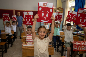 Yaklaşık 18 milyon öğrenci karnelerini alarak yaz tatiline girdi