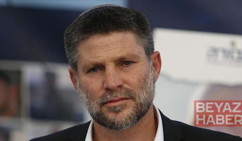 İsrailli bakan Smotrich, İsrail'e atılan her roket için Beyrut'ta 10 binanın yıkılması çağrısını yineledi