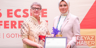 T3 Vakfı Yönetim Kurulu Başkanı Hıdır, "Bright Spark Award"a layık görüldü