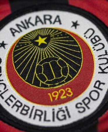 Gençlerbirliği, Fıratcan Üzüm'ün sözleşmesini 1 yıl uzattı