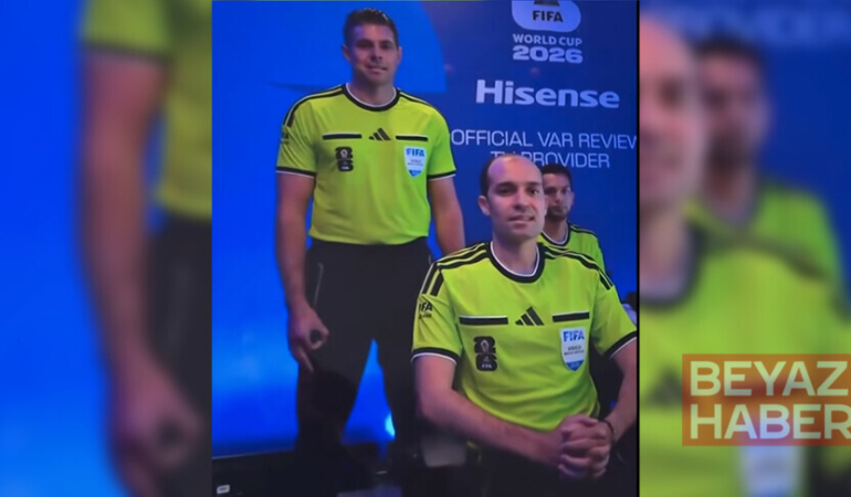 FIFA, VAR odasında "üstünlük işareti" yapmakla suçlanan hakeme sahip çıktı