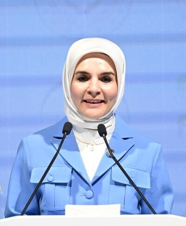 Bakan Göktaş: Kadınları, geleceği inşa eden öncüler olarak görüyoruz
