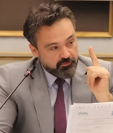 Kılıçdaroğlu yönetimi, parti avukatı Tolga Şirin'i vekillikten azletti