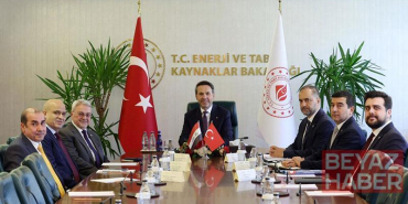 Bakan Bayraktar, Iraklı bakan yardımcılarıyla görüştü