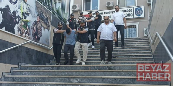 Dolandırıcılara bin 758 Cumhuriyet altınını kaptırdı; şüpheliler adliyeye sevk edildi