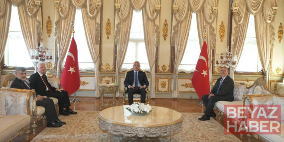 Kültür ve Turizm Bakanı Mehmet Nuri Ersoy, Vali Davut Gül'ü ziyaret etti