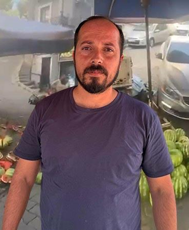 Karpuzları ezilen esnaf: Nezaketle söylese yardımcı olurdum