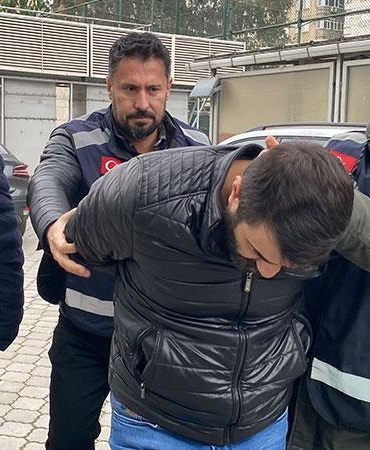 Eski eşini rahatsız ettiğini öne sürdüğü kişiyi öldüren sanığa 14 yıl hapis