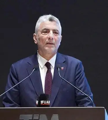 Bakan Bolat: Tarihimizde ilk defa yıllıklandırılmış olarak mal ve hizmet ihracatı toplamı 400 milyar doları aşmış durumda