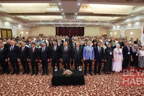 Bakan Tekin yurt dışında görevlendirilecek öğretmenlerle bir araya geldi