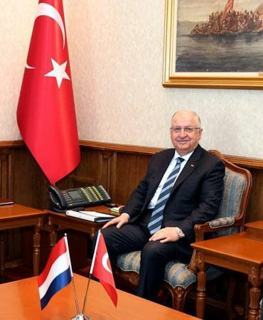Bakan Güler, Hollanda Genelkurmay Başkanını kabul etti