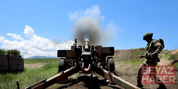 Mehmetçik, ağır silah atışları gerçekleştirdi