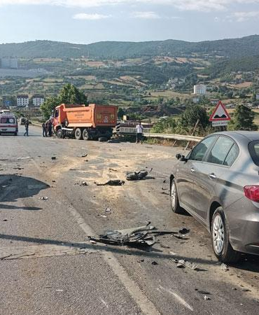 Samsun’da 8 aracın karıştığı zincirleme kaza; 2 yaralı