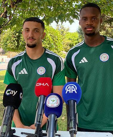 Çaykur Rizesporlu Siaka Bakayoko: Önemli bir takımda hedeflere gideceğim için buraya geldim