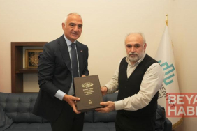 Bakan Ersoy, bilim tarihçisi Prof. Dr. Fazlıoğlu
