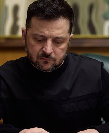 Zelenskiy: Rusya, bir haftada 106 füze ve yaklaşık 2 bin 200 SİHA ile saldırdı