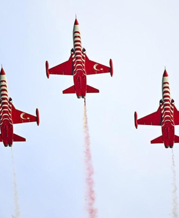 Türk Yıldızları ‘NATO’ için uçacak