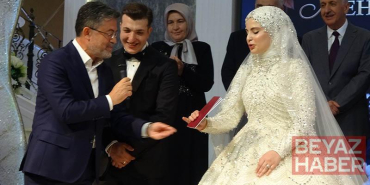Bakan Yumaklı, nikah şahidi oldu