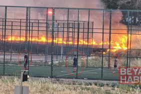 Yangına rağmen futbol oynamaya devam ettiler; o anlar kamerada