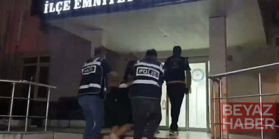 Ayvalık’ta bir kişinin bıçaklanarak ağır yaralandığı trafik kavgasında 2 şüpheli tutuklandı