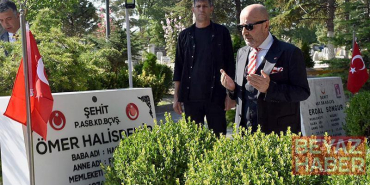 Dönemin Özel Kuvvetler Komutanı emekli Korgeneral Aksakallı, Ömer Halisdemir’in mezarını ziyaret etti