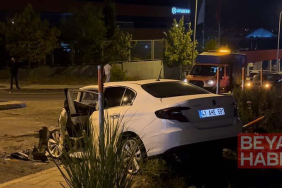 Sancaktepe’de 3 aracın karıştığı kazada 5 kişi yaralandı