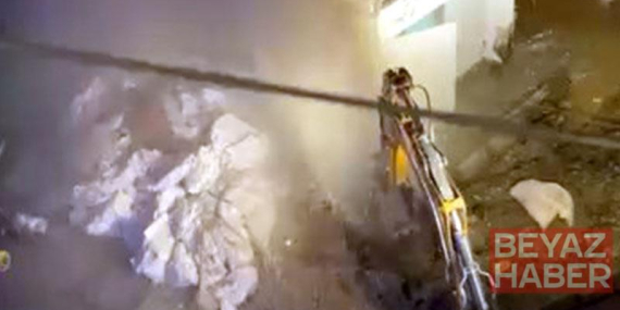 Avcılar’da çalışma sırasında ana su hattı patladı; 4 mahalle susuz kaldı