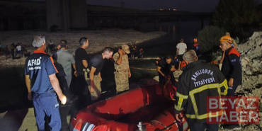 Piknik yaptıkları adacıkta su seviyesi yükselince mahsur kalan 32 kişi kurtarıldı