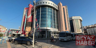 İzmit Belediye Başkanı ile eşi gözaltına alındı