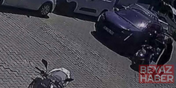 İzmir’de trafikte kavga güvenlik kamerasında