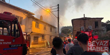 Evde çıkan yangında hayatını kaybetti