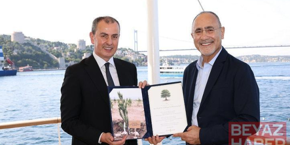 Prof. Dr. Gökhan Hotamışlıgil, genç bilim insanları ile bir araya geldi