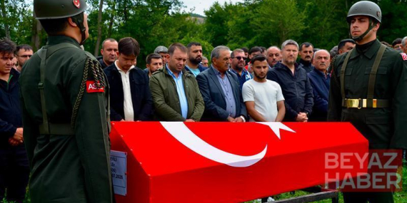 Trafik kazasında ölen askeri personel son yolculuğuna uğurlandı
