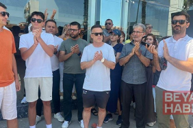 Konut mağdurlarından firma önünde eylem