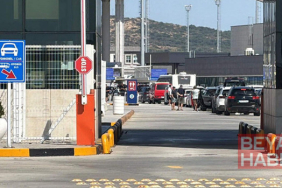 İpsala ve Pazarkule Sınır Kapısı'nda giriş ve çıkışlar durdu