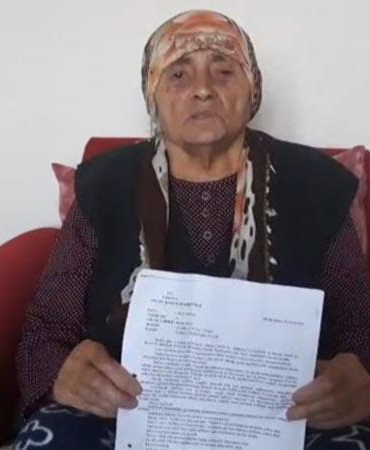 90 yaşındaki kadın, oğlu tarafından icra yoluyla evinden çıkarılmak istendiği iddia etti