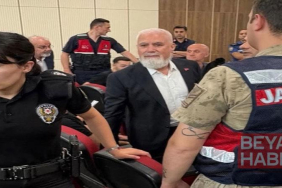 Görevinden uzaklaştırılan Büyükşehir Belediye Başkanı Bozbey