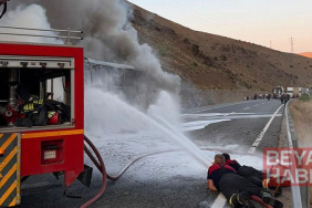 Erzincan’da yolcu otobüsü yandı