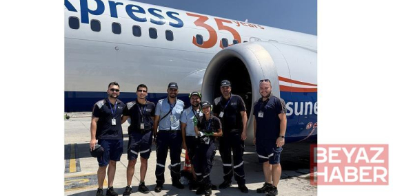 SunExpress CEO’su Schnabel, teknik personel oldu; uçak bakımı yaptı