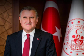 Bakan Bak: Gençlerimizin kariyer planlamalarına destek oluyoruz