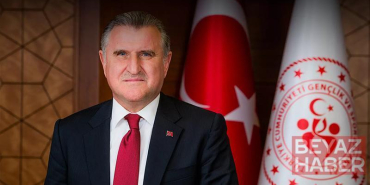 Bakan Bak: Gençlerimizin kariyer planlamalarına destek oluyoruz